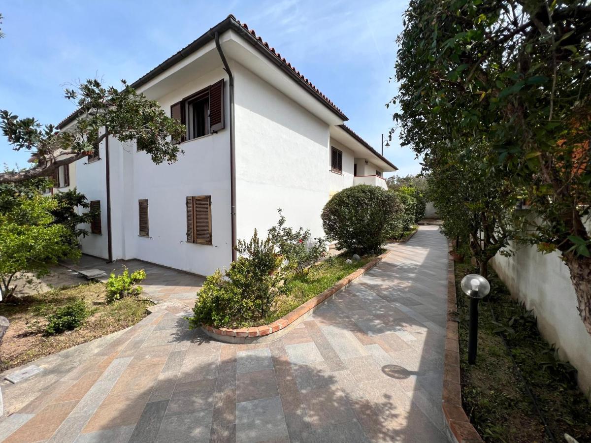 Villetta Saba Olbia Exteriör bild